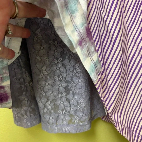 LOGO by Lori Goldstein Purple, lavender, blue and White Tunic And Lace Tank. - Picture 4 of 14